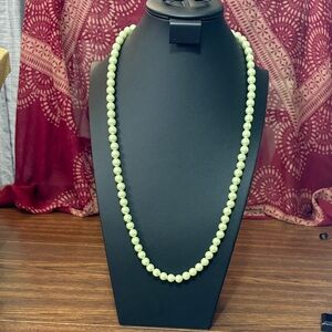 Elegant Green Faux Pearl Necklace